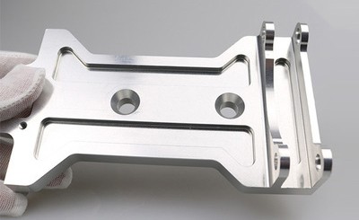 什麽是鋁合金手板拉絲工藝？